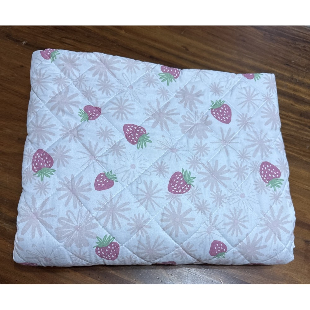 Rachel Zoe Quilt Blanket Double sided Pink Strawberry Cottage 50x60 Soft Lite